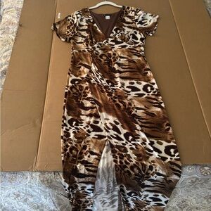 VENUS Brown Animal Print Maxi Dress